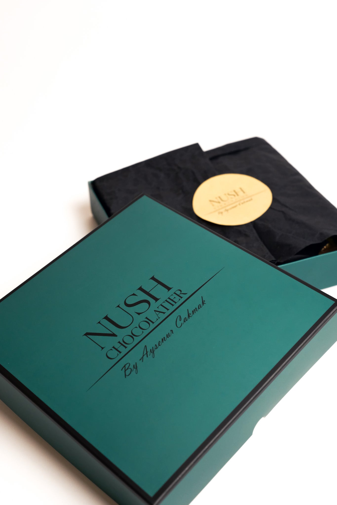 Dubai Pistachio Chocolate Gift Box